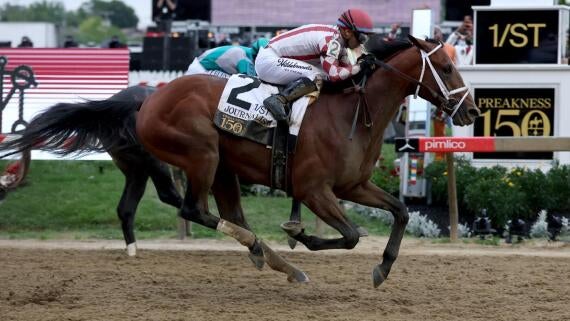 getty-journalism-preakness.jpg