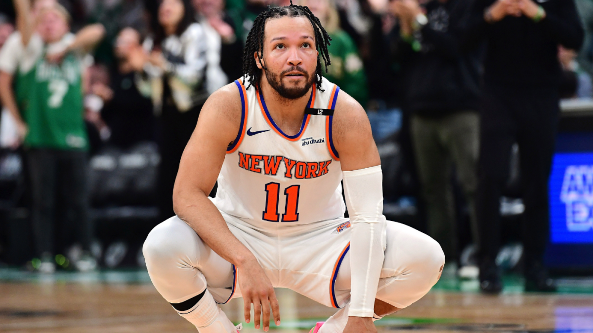 Knicks' Jalen Brunson explains viral wave to Celtics crowd after fouling out of Game 5 in Boston