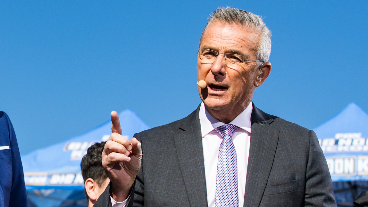 https://sportshub.cbsistatic.com/i/r/2025/05/22/2622983e-fe99-4aa2-a20e-2b49a960a225/thumbnail/1200x675/ba647eb2cc425d8b62a660de084e4e4d/urban-meyer.png