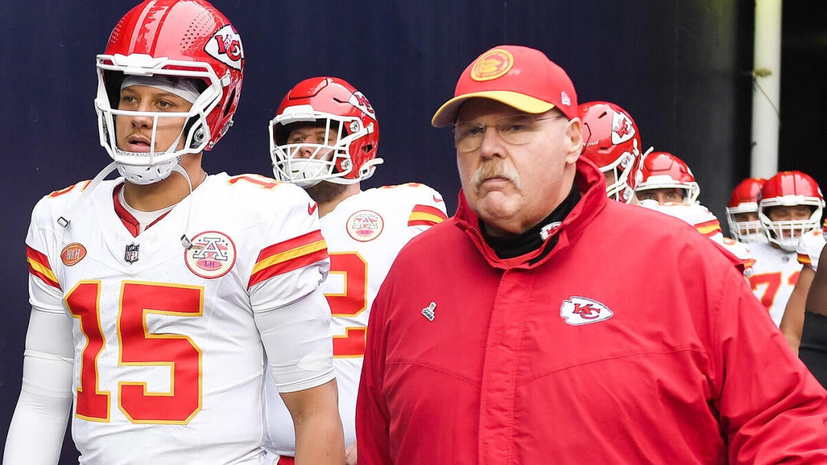 https://sportshub.cbsistatic.com/i/r/2025/05/22/423b6de9-854a-448b-8f7d-8e569adb84ab/thumbnail/1200x675/bc52c14338c1e3194cd2d513111b150f/mahomes-reid-g.jpg