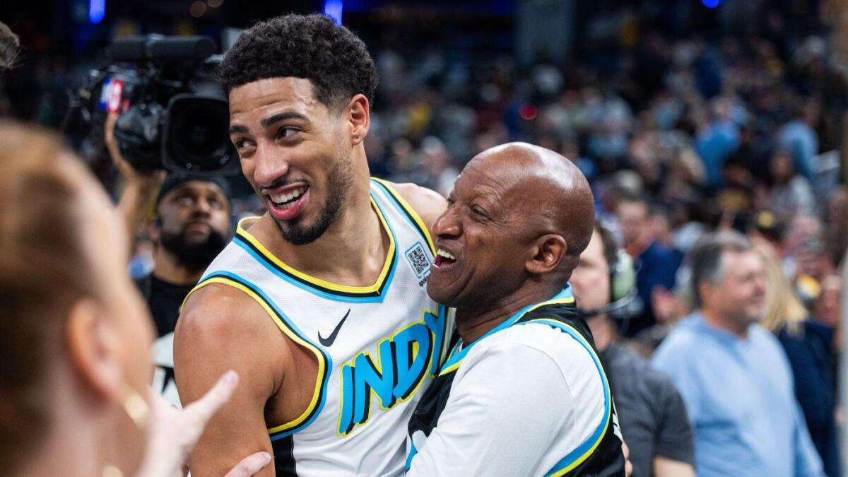 https://sportshub.cbsistatic.com/i/r/2025/05/22/93d01cc6-5083-4417-8b12-ddbb135d393d/thumbnail/1200x675/8bafad5e408e787466bae8fd41eaae7a/haliburton.jpg