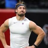 Tampa Bay Buccaneers v Los Angeles Chargers