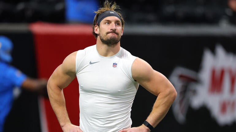 Los Angeles Chargers v Atlanta Falcons