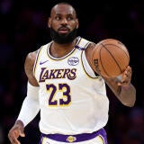 Chicago Bulls v Los Angeles Lakers