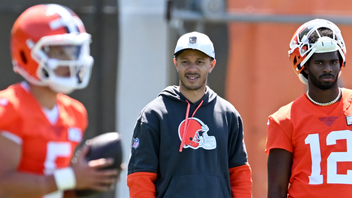 Evaluating Browns' QB room: Pros, cons for Shedeur Sanders, Dillon Gabriel, others before 2025 roster decision Evaluating Browns' QB room: Pros, cons for Shedeur Sanders, Dillon Gabriel, others before 2025 roster decision