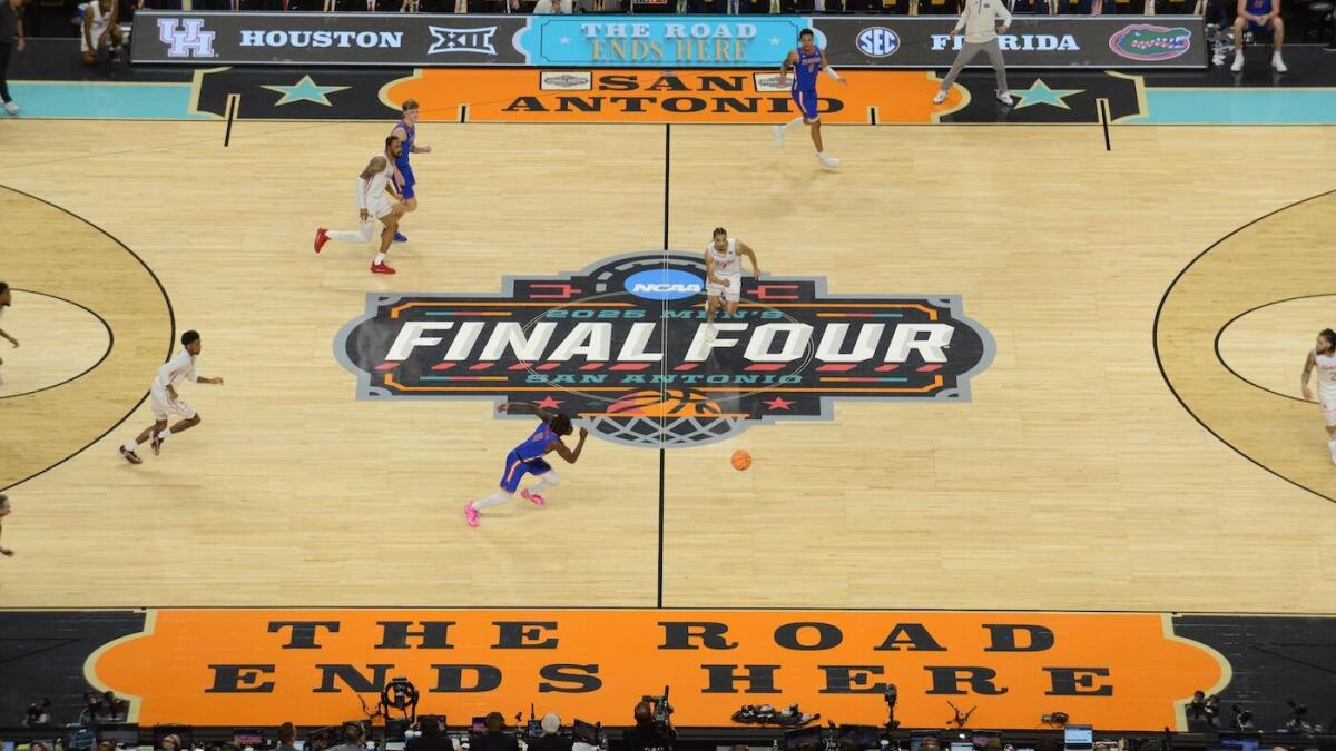 https://sportshub.cbsistatic.com/i/r/2025/05/29/a29b7a60-659a-44cd-873c-4f8b3199af36/thumbnail/1200x675/5b550d59c26bc19887f32d1caf8579ce/march.jpg