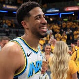 Milwaukee Bucks v Indiana Pacers - Game Five