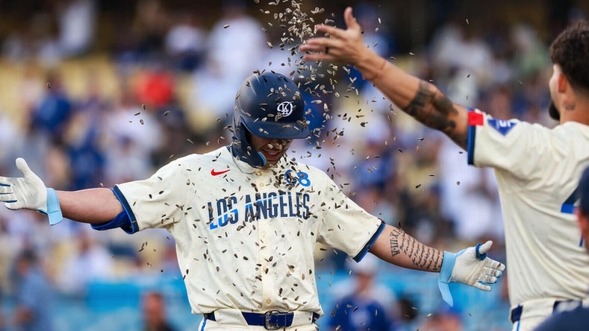 https://sportshub.cbsistatic.com/i/r/2025/06/01/324edf32-f418-4383-8719-6f72bdb6ab2a/thumbnail/1200x675/fbb4a67750f3ab1962e0077a164f71e3/dodgers-rushing-seeds.jpg