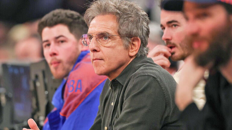getty-ben-stiller-knicks.jpg