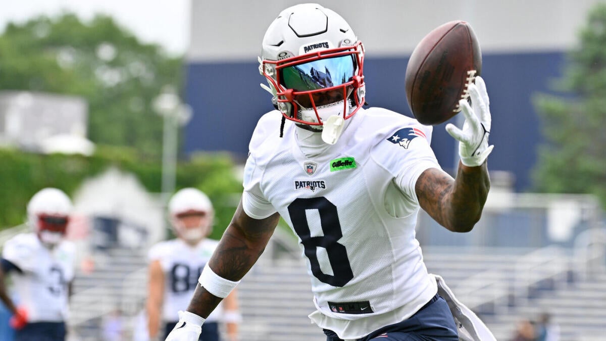 Mike Vrabel says Stefon Diggs is 'working hard in his rehab,' energy impresses Patriots coach Mike Vrabel says Stefon Diggs is 'working hard in his rehab,' energy impresses Patriots coach