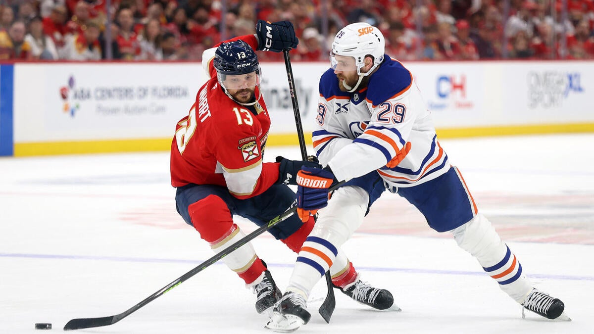 https://sportshub.cbsistatic.com/i/r/2025/06/10/df8a5eb4-effe-4bae-9594-b684ef6df314/thumbnail/1200x675/f3870a5352a57754c0a6a2a7394e0135/panthers-oilers-game-3-getty.jpg