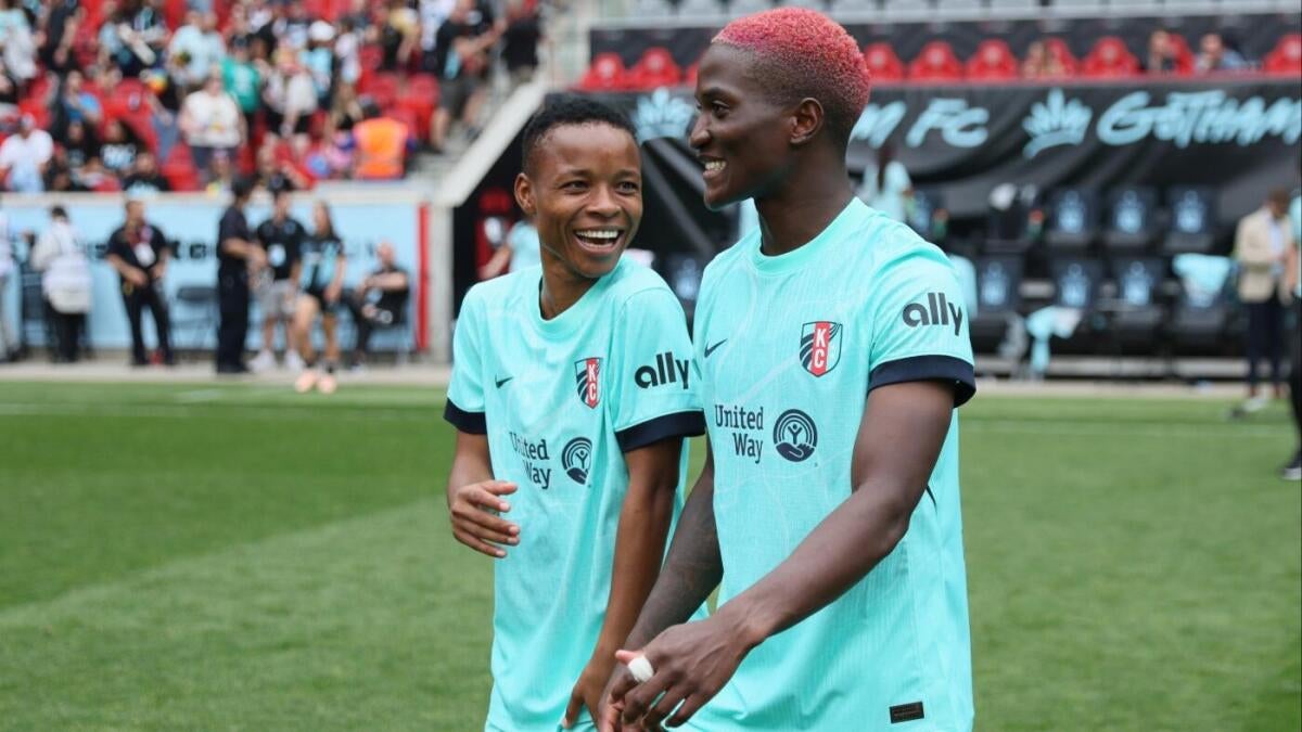 https://sportshub.cbsistatic.com/i/r/2025/06/11/5c3e46b0-a6c6-4c5c-bff8-f758aa58d262/thumbnail/1200x675/26fe8a6b911d0ae895f45b28bbddc798/kcc.jpg