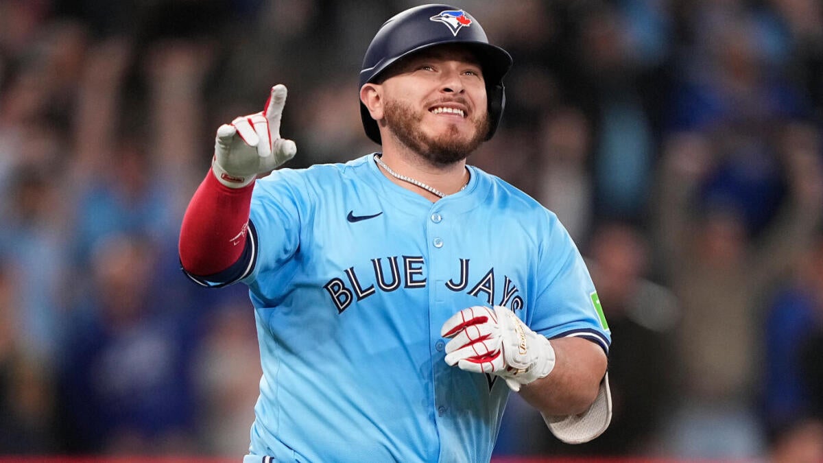 https://sportshub.cbsistatic.com/i/r/2025/06/11/e66a004d-d717-4fba-a644-16741f831a49/thumbnail/1200x675/715cf3f0bc336c9fbde2dcfca12a952a/alejandro-kirk.jpg