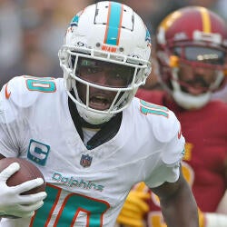 getty-tyreek-hill-dolphins-commanders.jpg