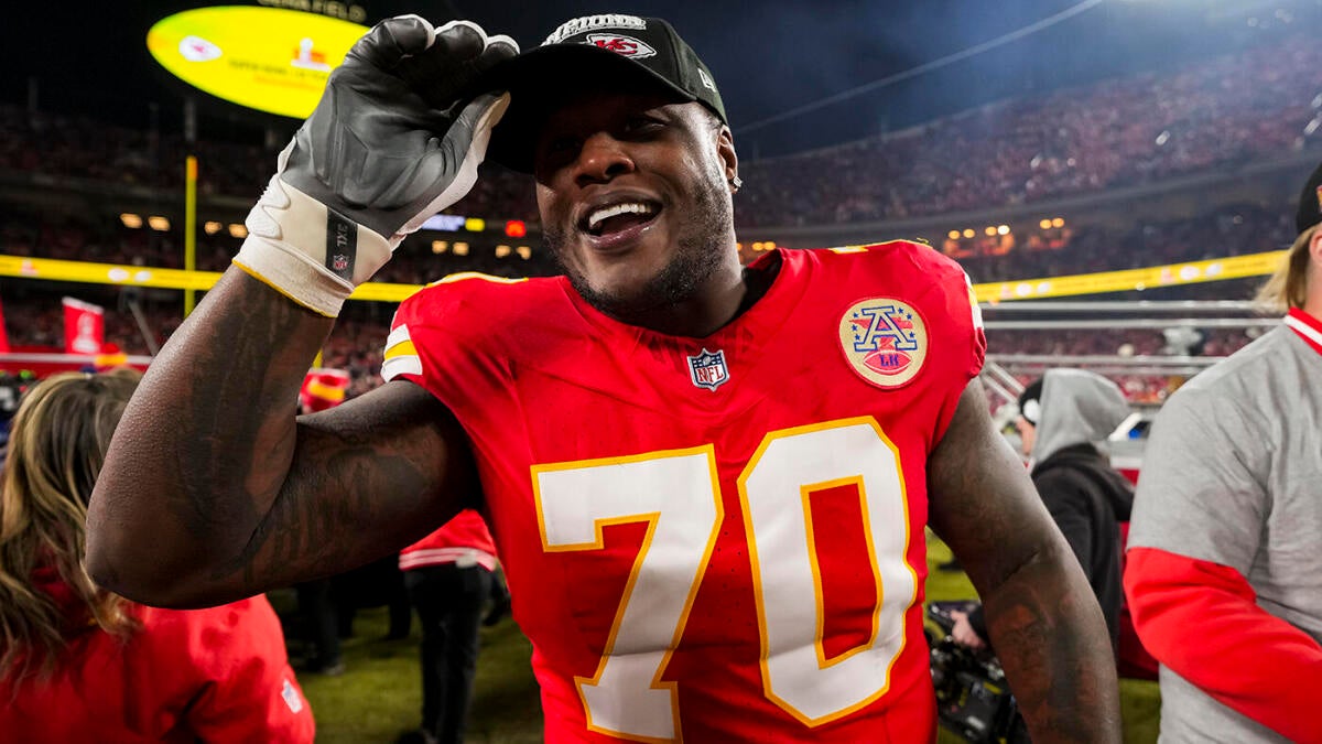 Former Pro Bowler spurns 49ers to sign with Rams: Why Los Angeles was in need of this former first-round pick Former Pro Bowler spurns 49ers to sign with Rams: Why Los Angeles was in need of this former first-round pick