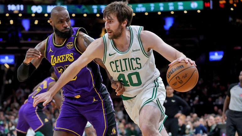 luke-kornet-celtics-g.jpg