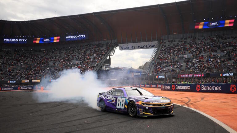 gettyimages-2220316904.jpg