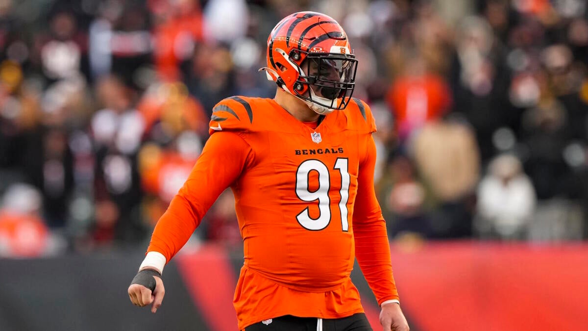 Trey Hendrickson, Bengals resume talks on longterm contract extension, per report Trey Hendrickson, Bengals resume talks on longterm contract extension, per report