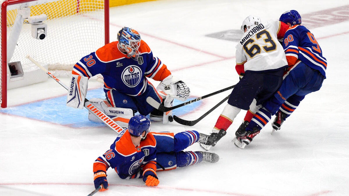 https://sportshub.cbsistatic.com/i/r/2025/06/15/bd46ebc5-56b8-47ee-84be-9f360a9ef8c5/thumbnail/1200x675/e0b892db014c203f7a12b5b04ce3f766/marchand-panthers-oilers.jpg