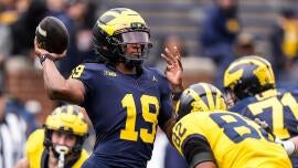 Bryce Underwood living up to hype: Michigan's 'unique' freshman QB making strong push to start in 2025