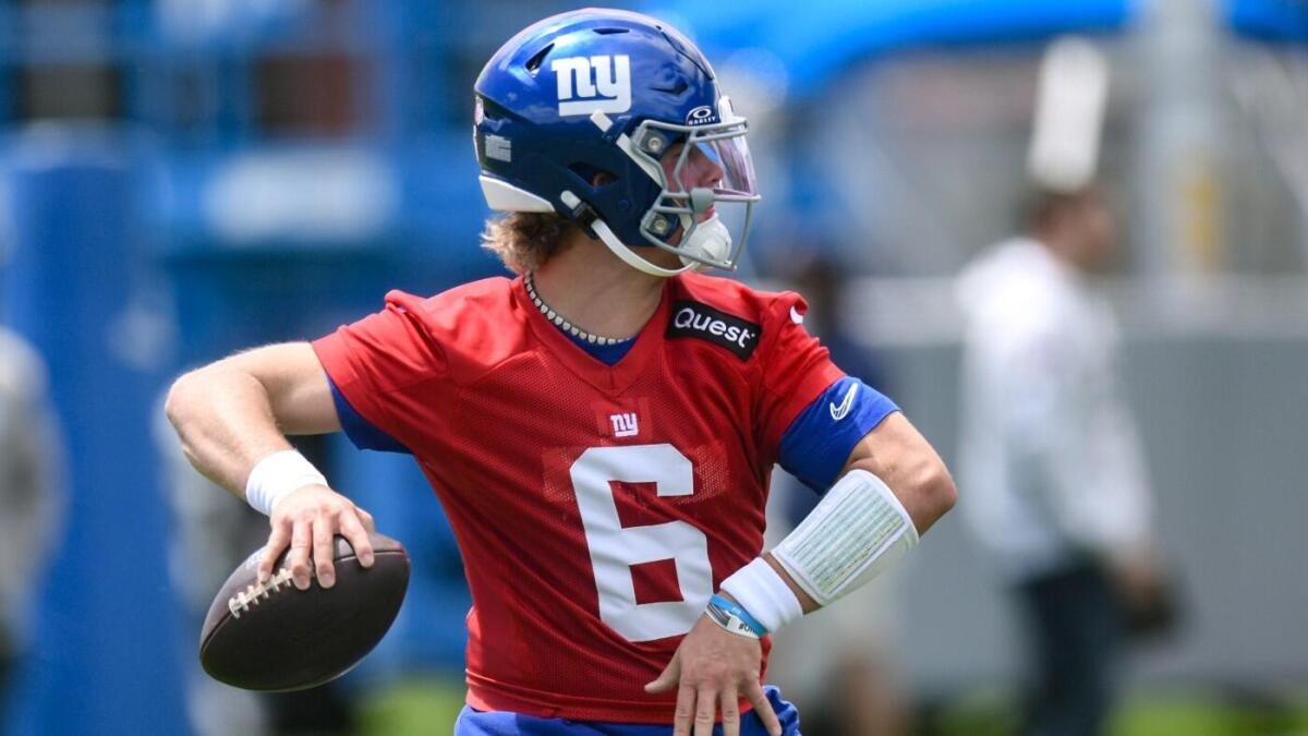 https://sportshub.cbsistatic.com/i/r/2025/06/17/bdda492a-4f1e-416a-9903-b766e8e9d5da/thumbnail/1200x675/e43544096410c7adeab3cba0955a7bb7/jaxson-dart.jpg