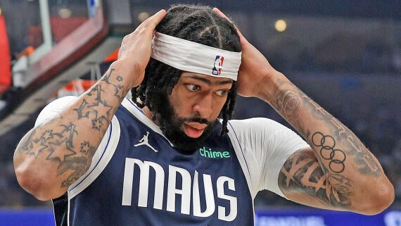 getty-anthony-davis-mavericks.jpg