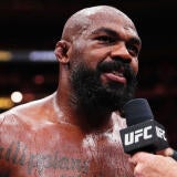 jon-jones-face-mic.jpg