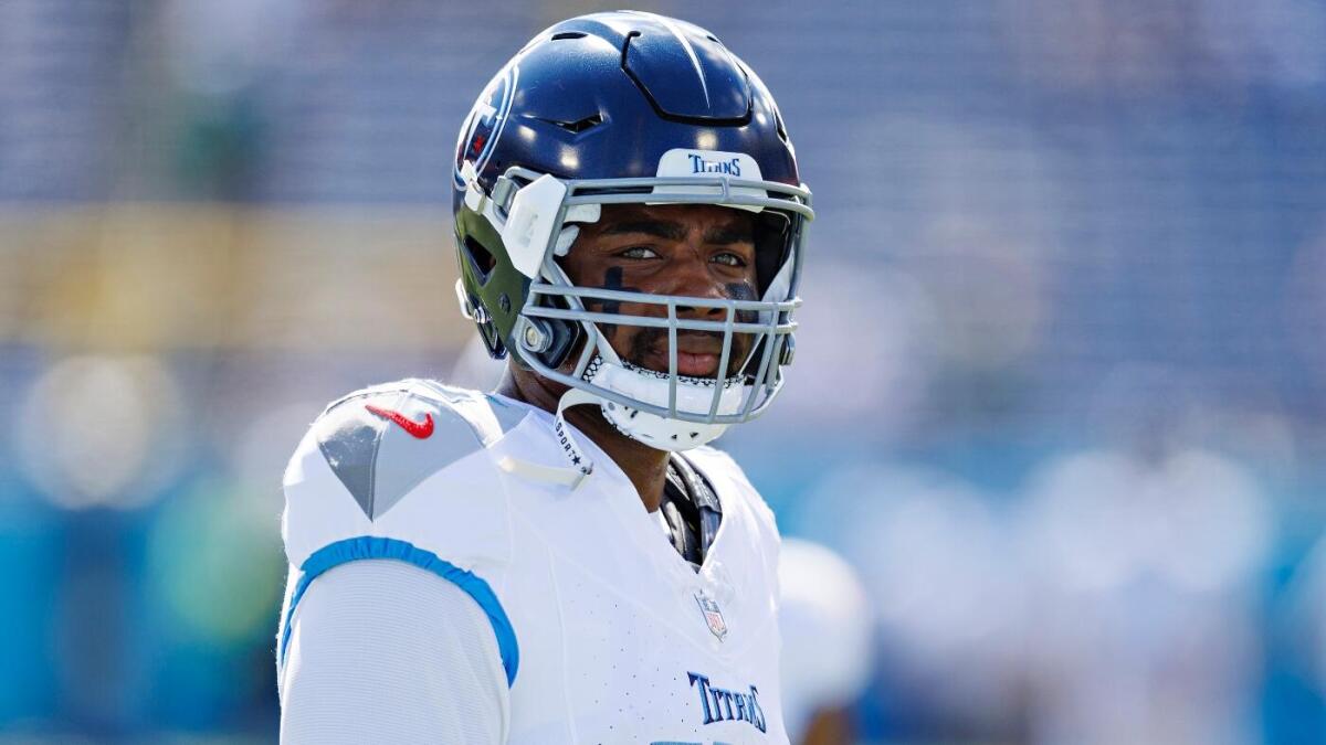 Titans' Treylon Burks, former first-round pick, out to 'prove myself right' in recovery from torn ACL - CBSSports.com