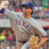 jacob-degrom-rangers-g.jpg