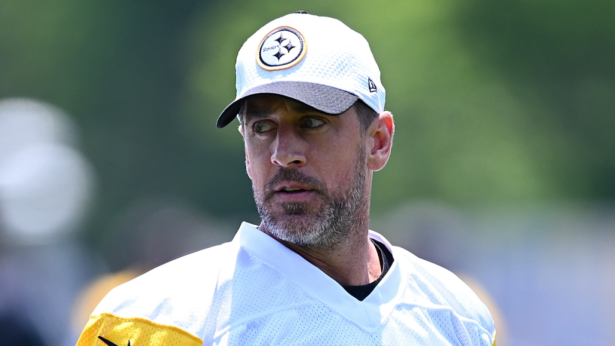 Aaron Rodgers blamed Jets' running game for team struggles during '25-minute diatribe' Aaron Rodgers blamed Jets' running game for team struggles during '25-minute diatribe'