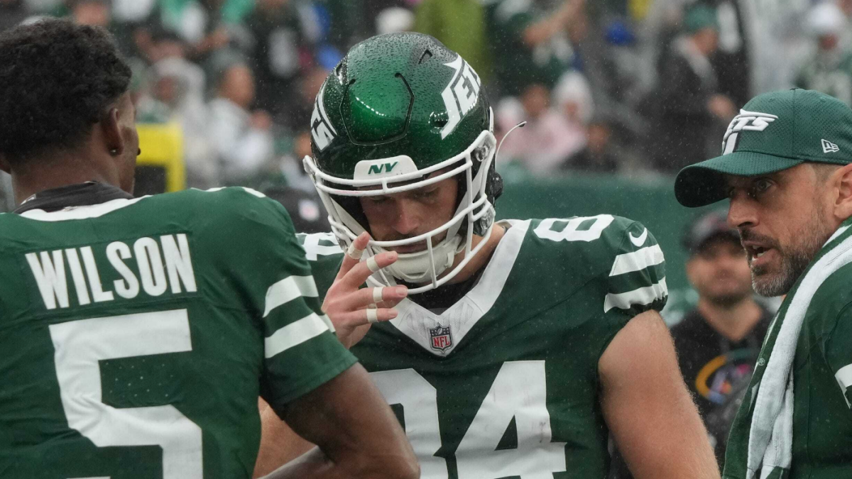 How Aaron Rodgers, Garrett Wilson's relationship deteriorated toward end of New York Jets tenure, per report How Aaron Rodgers, Garrett Wilson's relationship deteriorated toward end of New York Jets tenure, per report