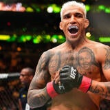 charles-oliveira-mouth.jpg