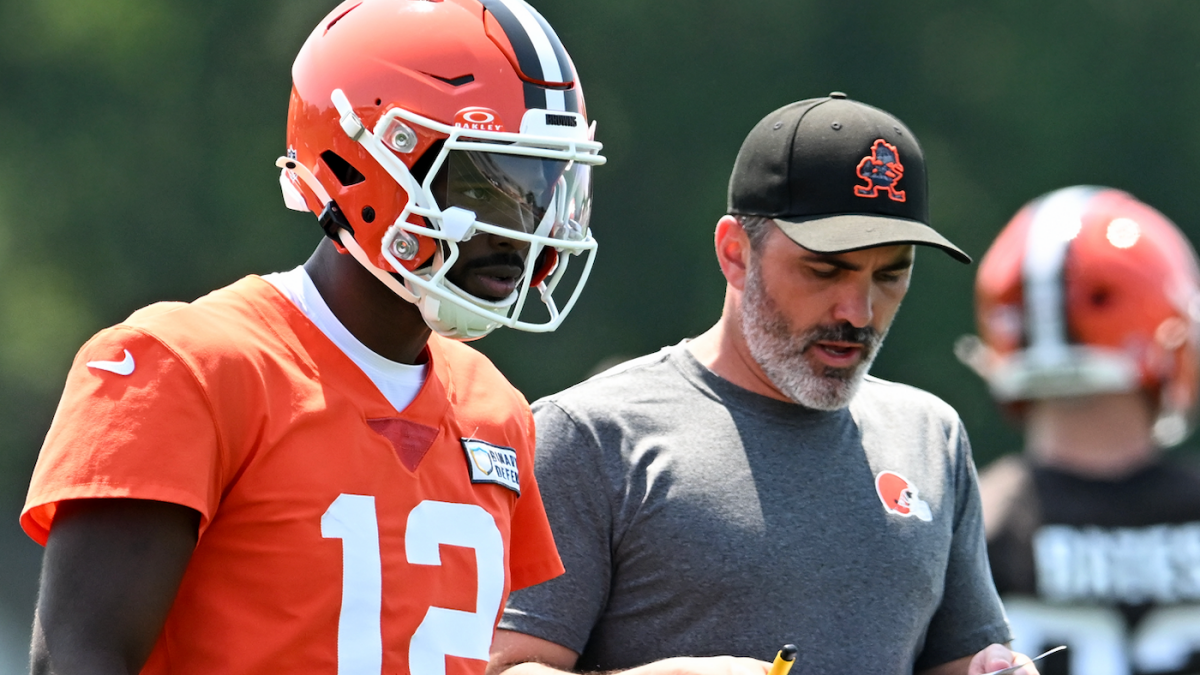Former AFC North star T.J. Houshmandzadeh casts doubt upon QB Shedeur Sanders in Browns camp Former AFC North star T.J. Houshmandzadeh casts doubt upon QB Shedeur Sanders in Browns camp