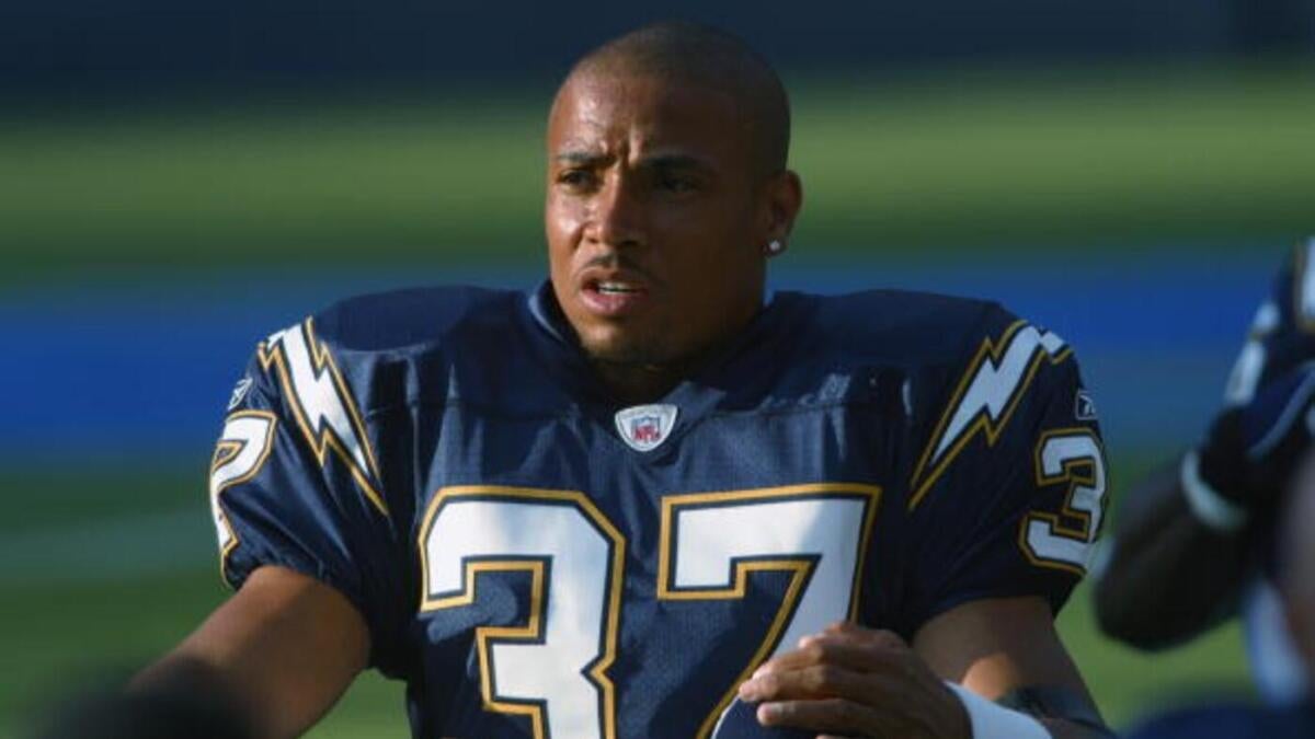 WATCH: Jim Harbaugh surprises former teammate Rodney Harrison with Chargers Hall of Fame honor WATCH: Jim Harbaugh surprises former teammate Rodney Harrison with Chargers Hall of Fame honor