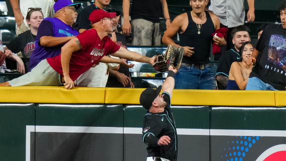 dbacks-fan-getty.png