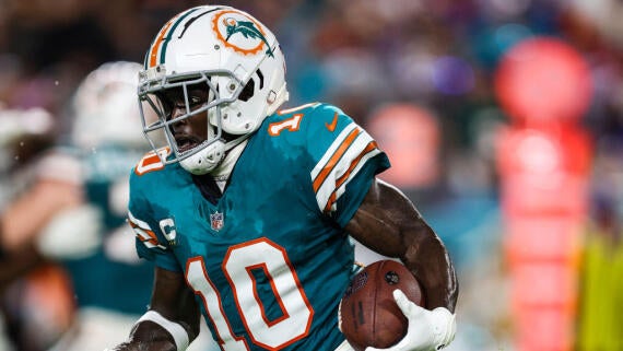 Buffalo Bills v Miami Dolphins