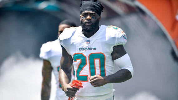 Tennessee Titans v Miami Dolphins