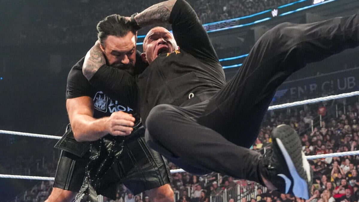 SmackDown recap: Orton puts McIntyre down with RKO