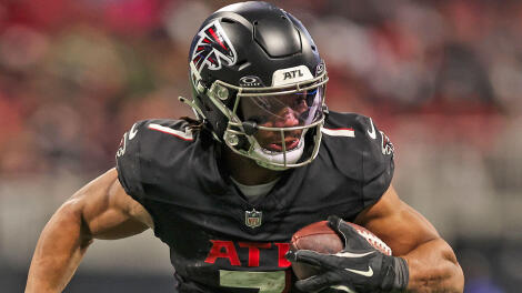getty-bijan-robinson-falcons.jpg