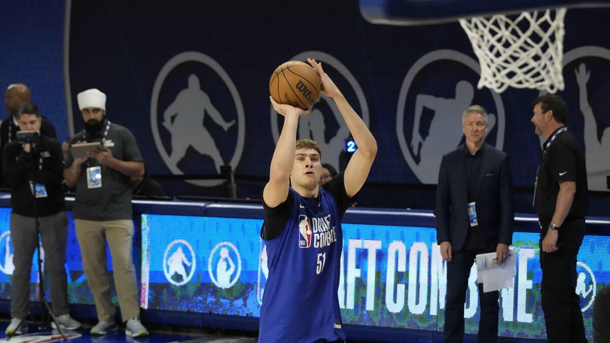 https://sportshub.cbsistatic.com/i/r/2025/07/10/0c64606a-65ae-43b5-b05b-a4c36030db64/thumbnail/1200x675/5d7135963c422b344bb8d110bf5e85e1/cooper-flagg-imagn.jpg