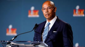 Interessenkonflikt trübt nun die Amtszeit von NFLPA-Chef Lloyd Howell, der vor einer eigentlich einfachen Entscheidung steht