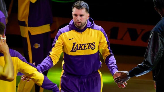 luka-doncic-lakers-g.jpg