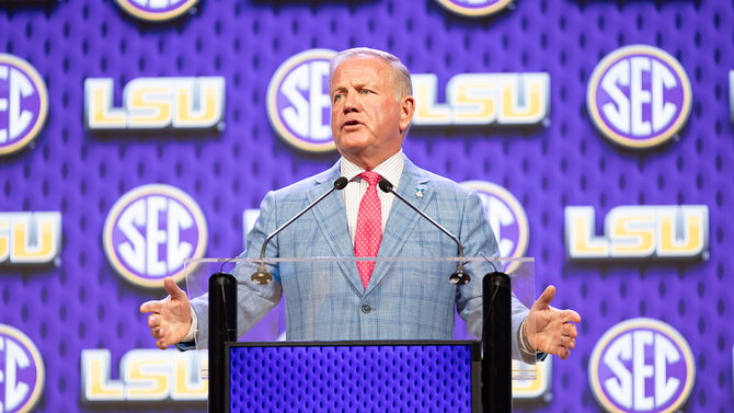 brian-kelly-lsu.png