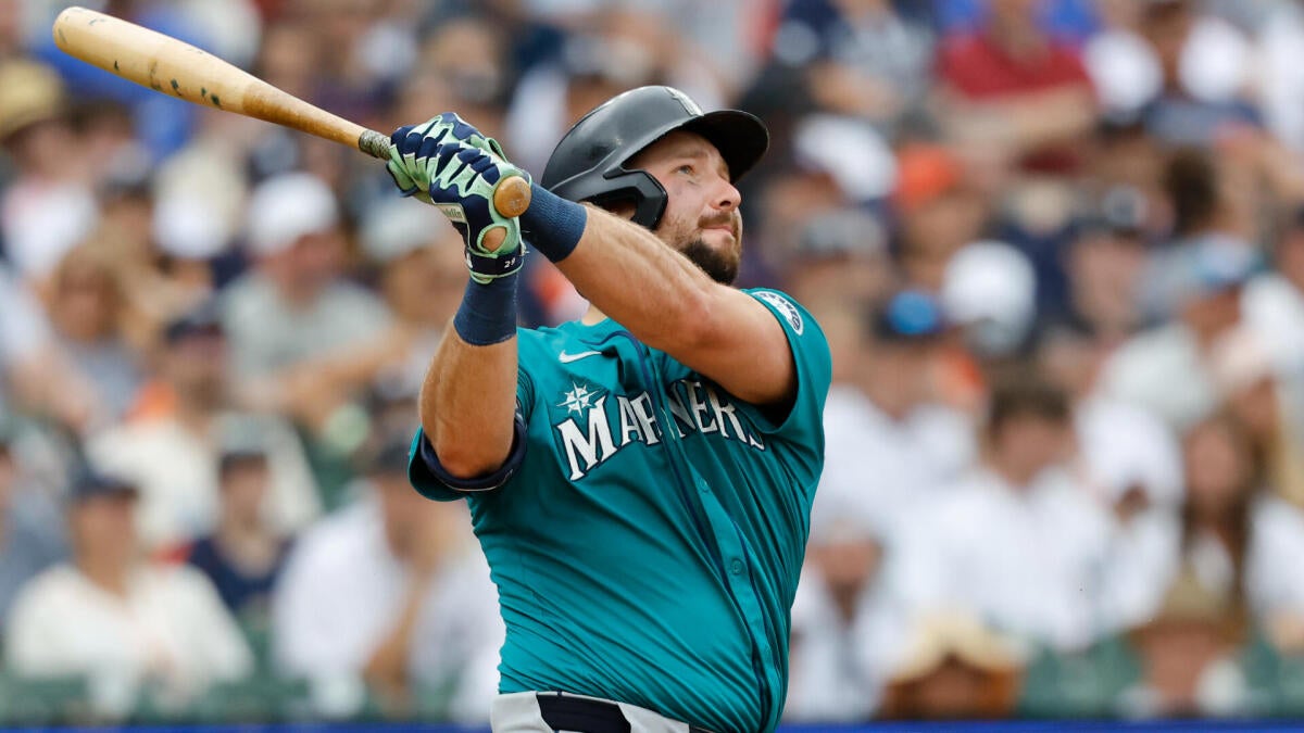 https://sportshub.cbsistatic.com/i/r/2025/07/14/f920534e-74c2-49c0-b0c7-5845dff87aa9/thumbnail/1200x675/f7249f3f178476241e50b769774dea22/cal-raleigh.jpg
