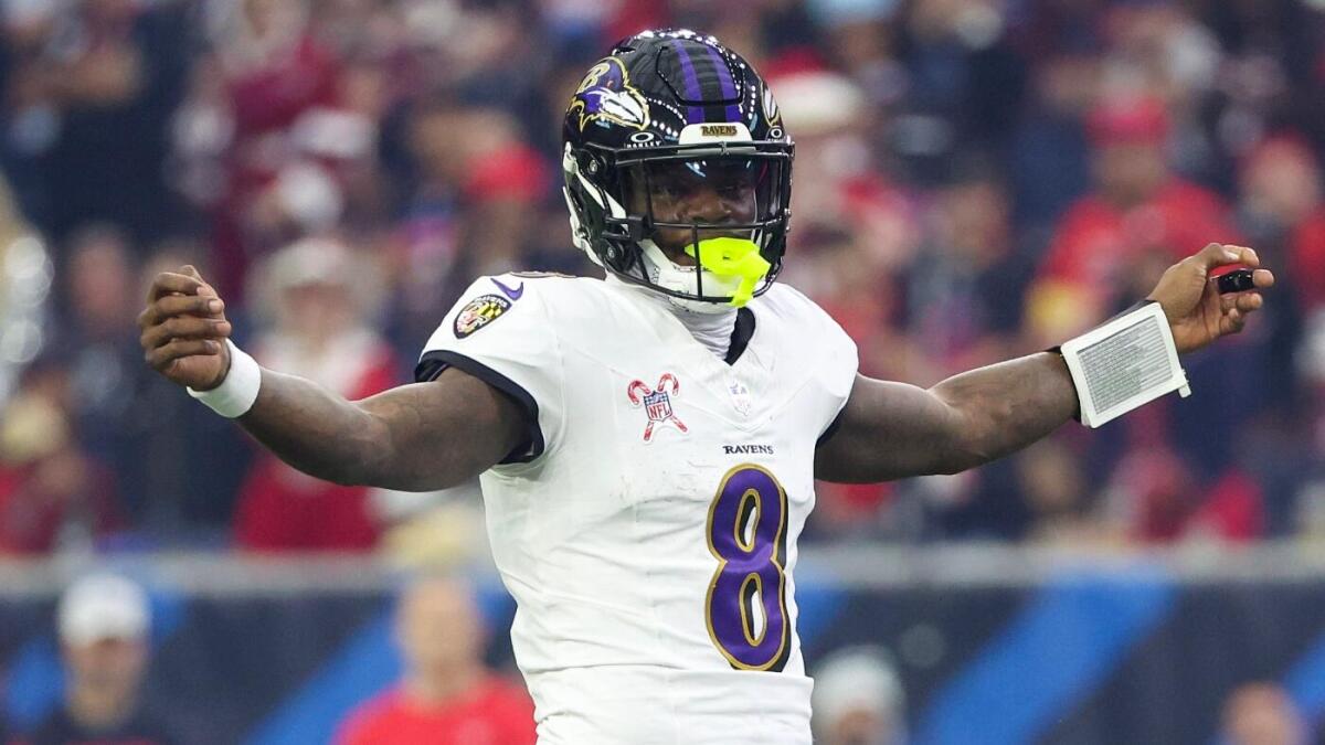 Super Bowl 60 picks, sleepers, futures bets, predictions: NFL expert high on Baltimore Ravens, Detroit Lions - CBSSports.com