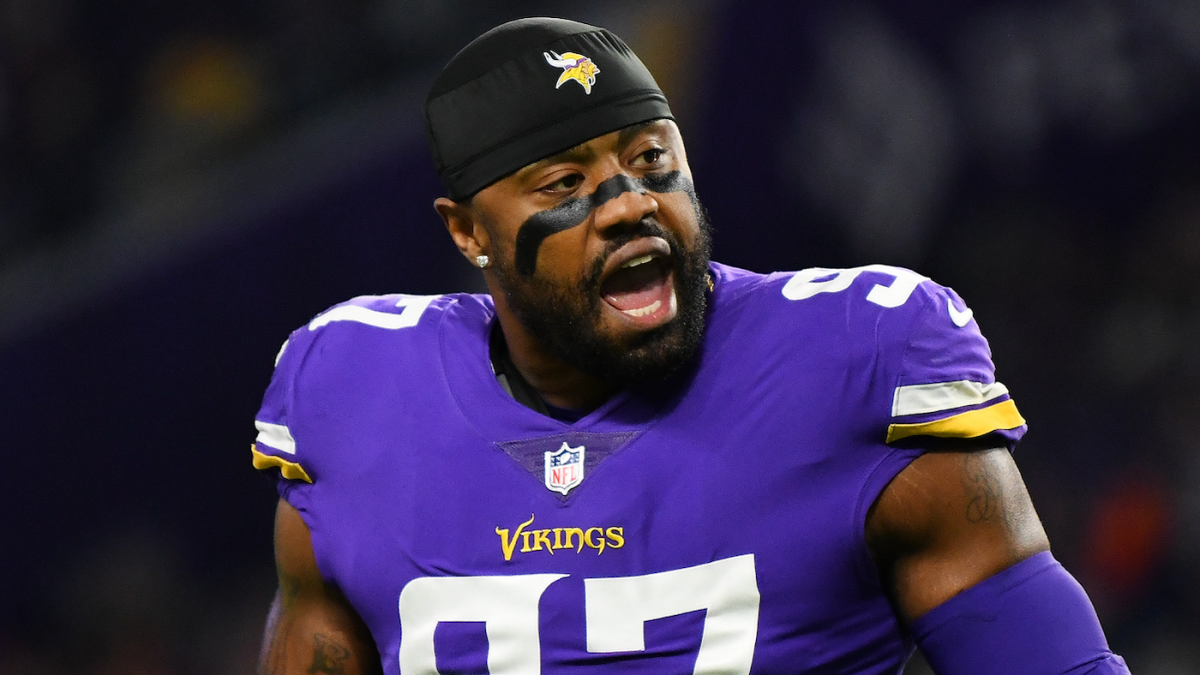 Former NFL defensive star Everson Griffen removed from Delta flight after 'unruly behavior' Former NFL defensive star Everson Griffen removed from Delta flight after 'unruly behavior'