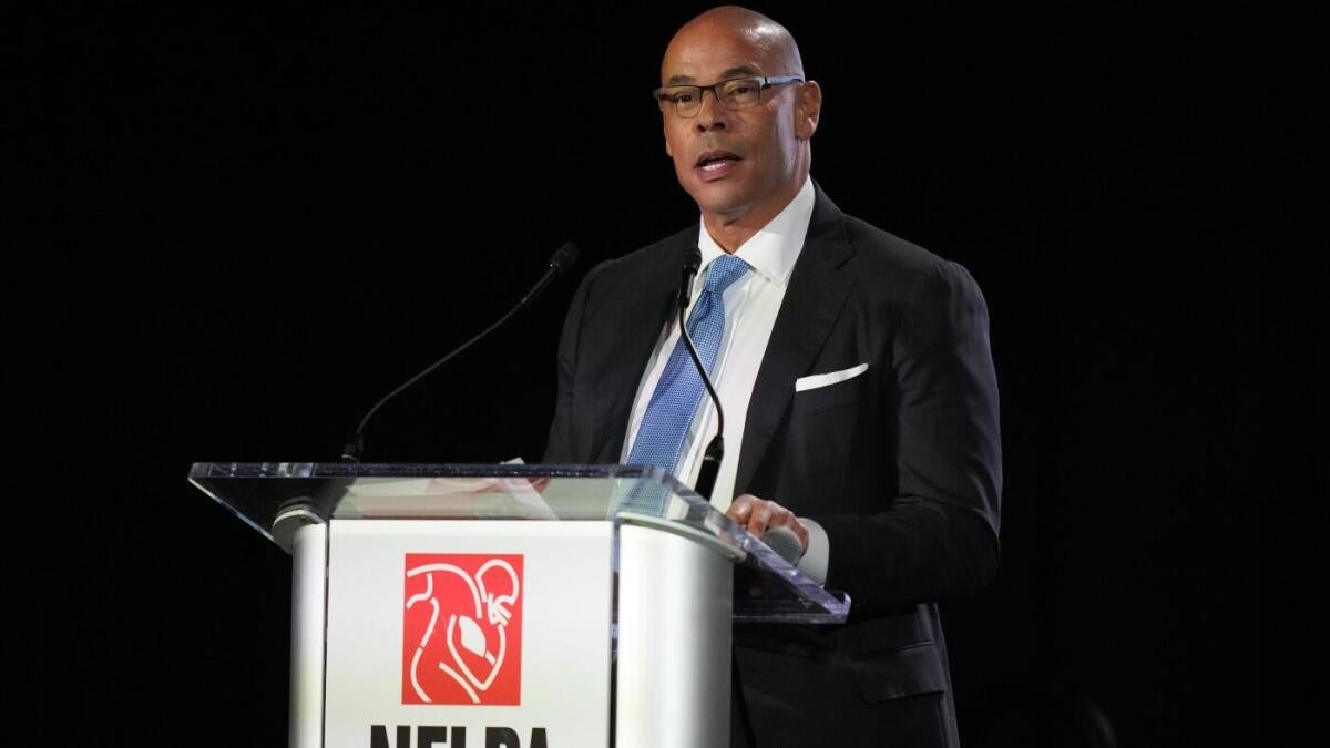 What's next after NFLPA executive director Lloyd Howell resigns? 'The men deserve better' What's next after NFLPA executive director Lloyd Howell resigns? 'The men deserve better'
