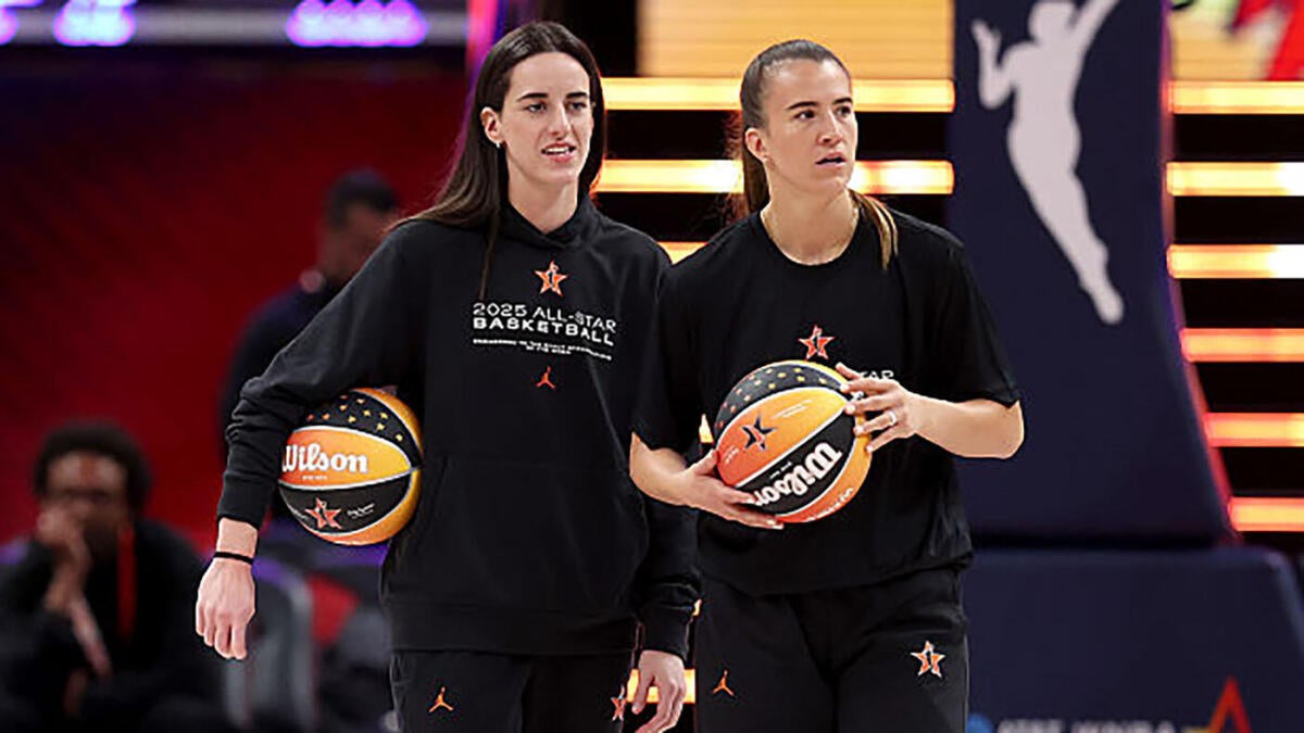 https://sportshub.cbsistatic.com/i/r/2025/07/19/89a354c2-5e24-4b4d-96a0-245d7bf3188f/thumbnail/1200x675/b39f0e8f9e361019afce71abeaf7500f/clark.jpg