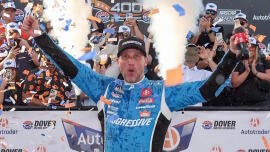 NASCAR at Dover results: Denny Hamlin fends off Joe Gibbs Racing teammates for his fourth win of 2025