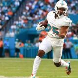 New York Jets v Miami Dolphins